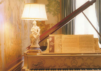 http://www.jasna.org/agms/milwaukee/scan0002-350.jpg